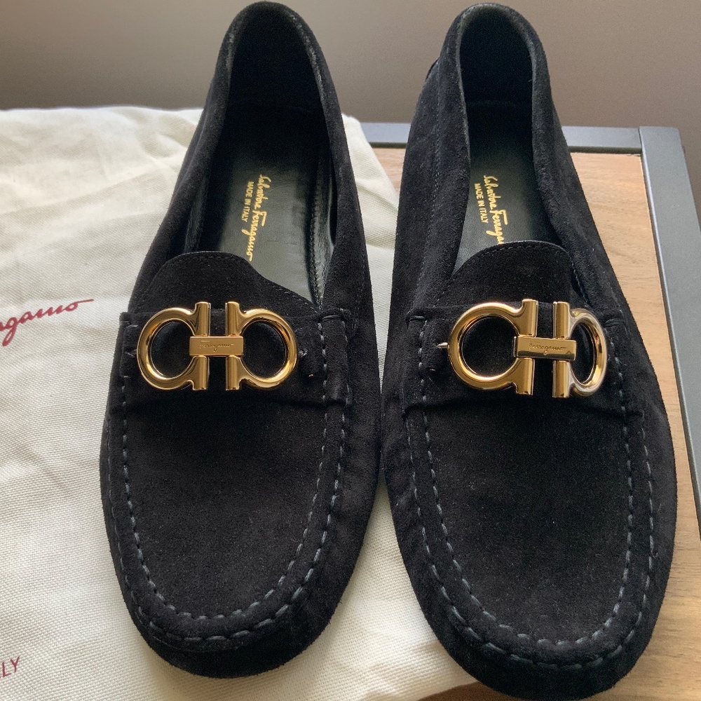 Salvatore Ferragamo Black Suede Moccasin Loafer Womens 10